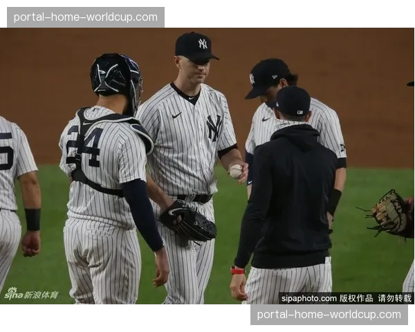 MLB:纽约扬基主场延长赛不敌波士顿红袜,法官本季第8轰难救主 MLB:纽约扬基主场延长赛不敌波士顿红袜,法官本季第8轰难救主